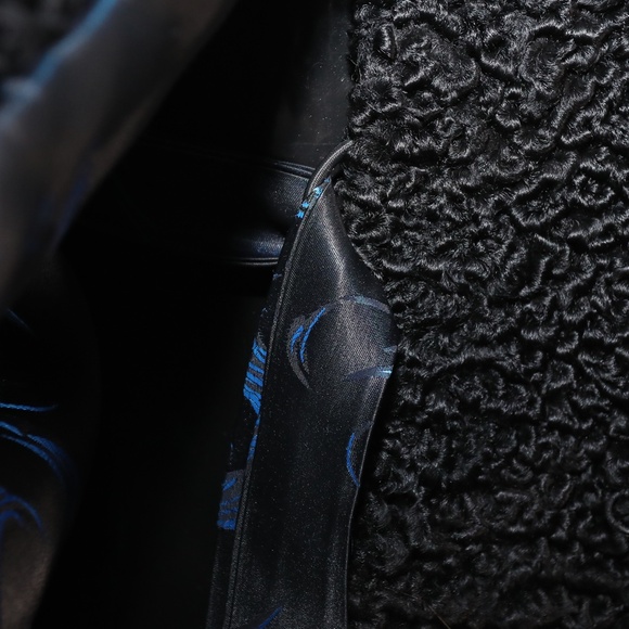 PERSIAN WOOL AND FUR COAT - Picture 4 of 8